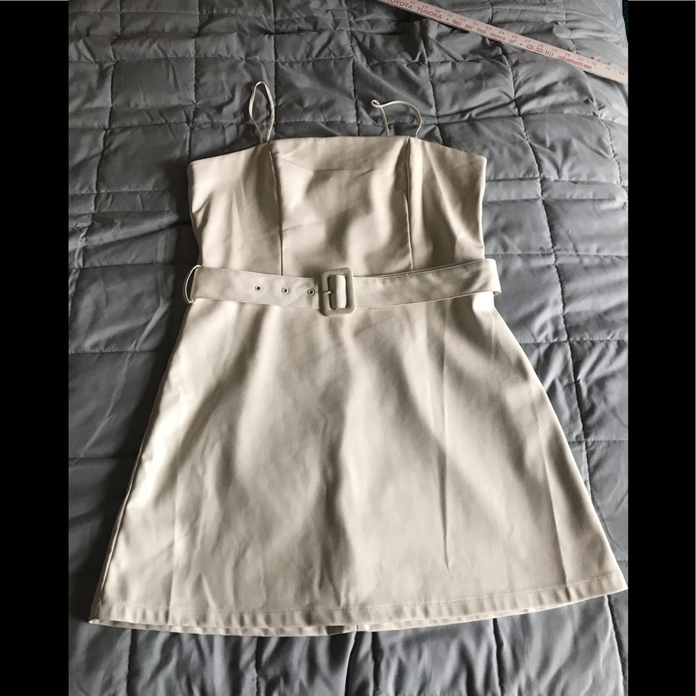 $ 100 Lucy Paris Women's Ivory Belted Faux Leather Dress Size  12 NWT